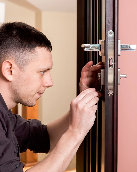 : Professional Locksmith For Commercial And Residential Locksmith Services in Alafaya, FL