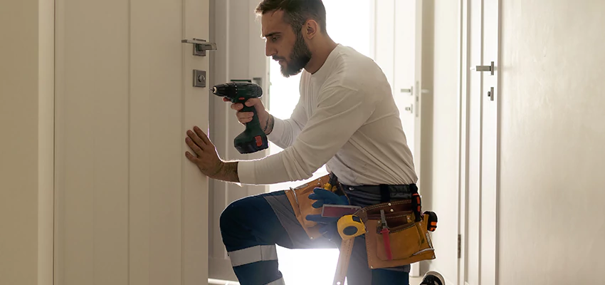 Mailbox Lock Installation Expert in Alafaya, Florida