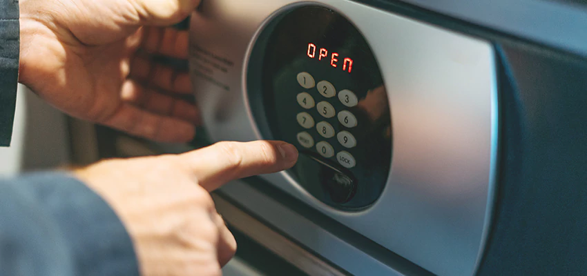Cash Safe Openers in Alafaya, Florida