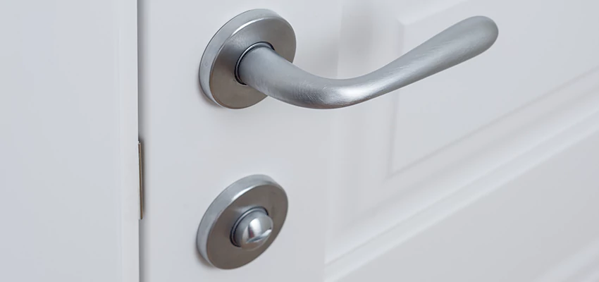 Single-Occupancy Restroom Locks Repair in Alafaya, Florida