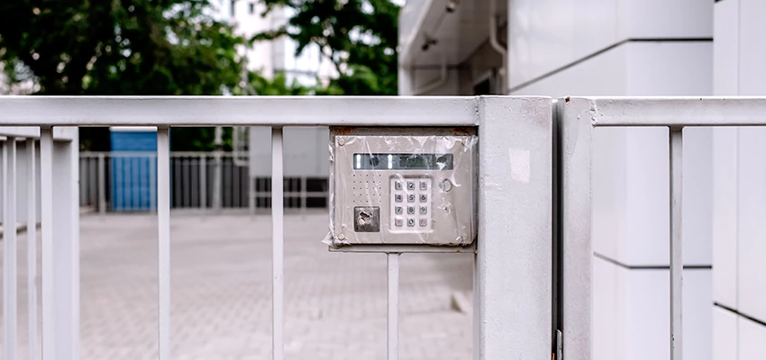 Gate Locks For Metal Gates in Alafaya, Florida