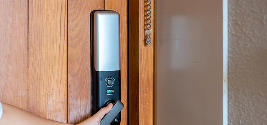 Home Security Electronic Locks Upgrades in Alafaya, FL