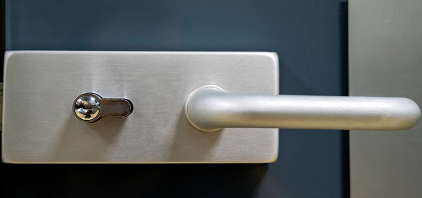 Change Patio Door Locks in Alafaya, Florida
